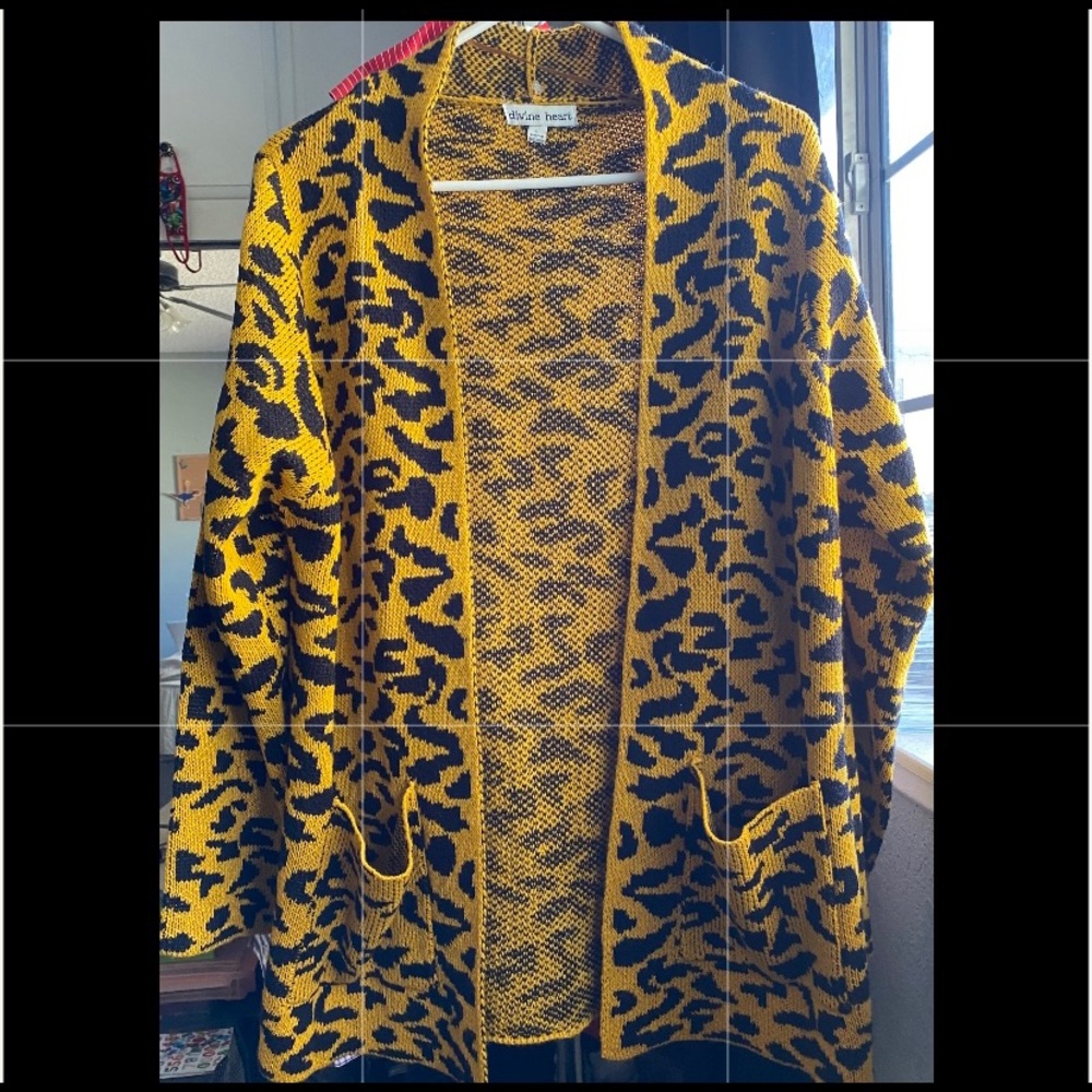 Leopard Printed Cardigan